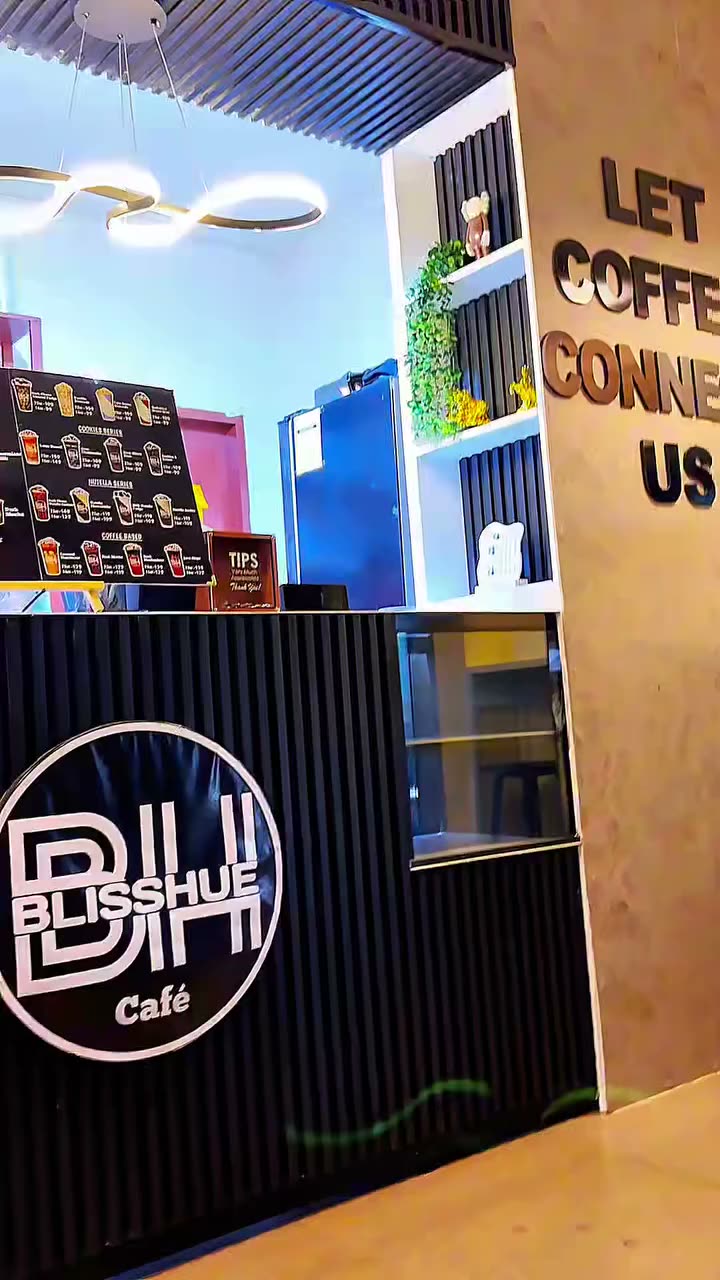 Inside a Blisshue Café branch